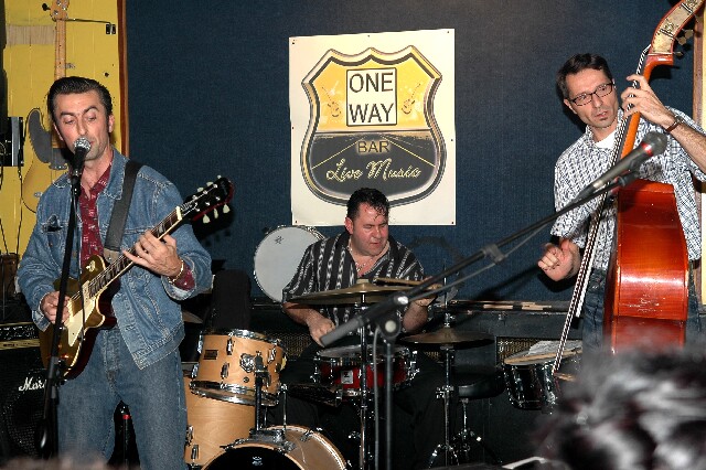 min 2006 11 17 one way 177